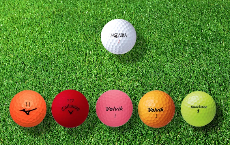 ゴルフで『一番見えやすい』『無くしにくい』おすすめのカラーボール7色18種類を紹介