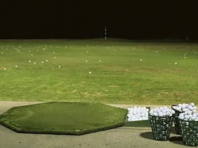 night-game-golf