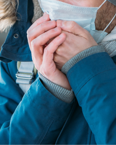 冬のスイング改善コツ③ クラブは短く持つ