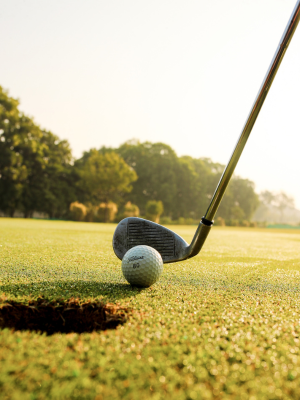 寒さがクラブやボールにも悪影響を与える